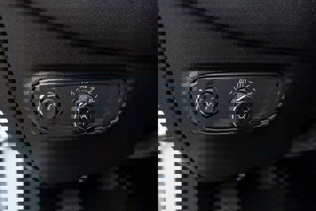 Used 2022 Chevrolet Equinox LT image 14