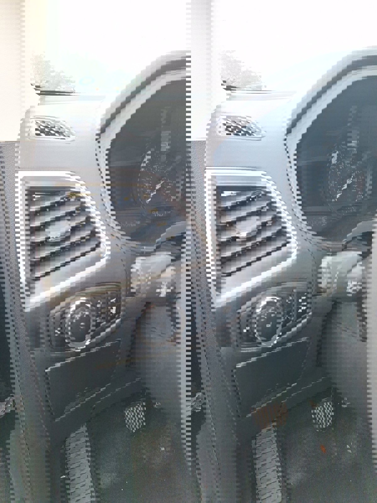 Certified 2024 Ford Edge SEL w/ Convenience Package image 12