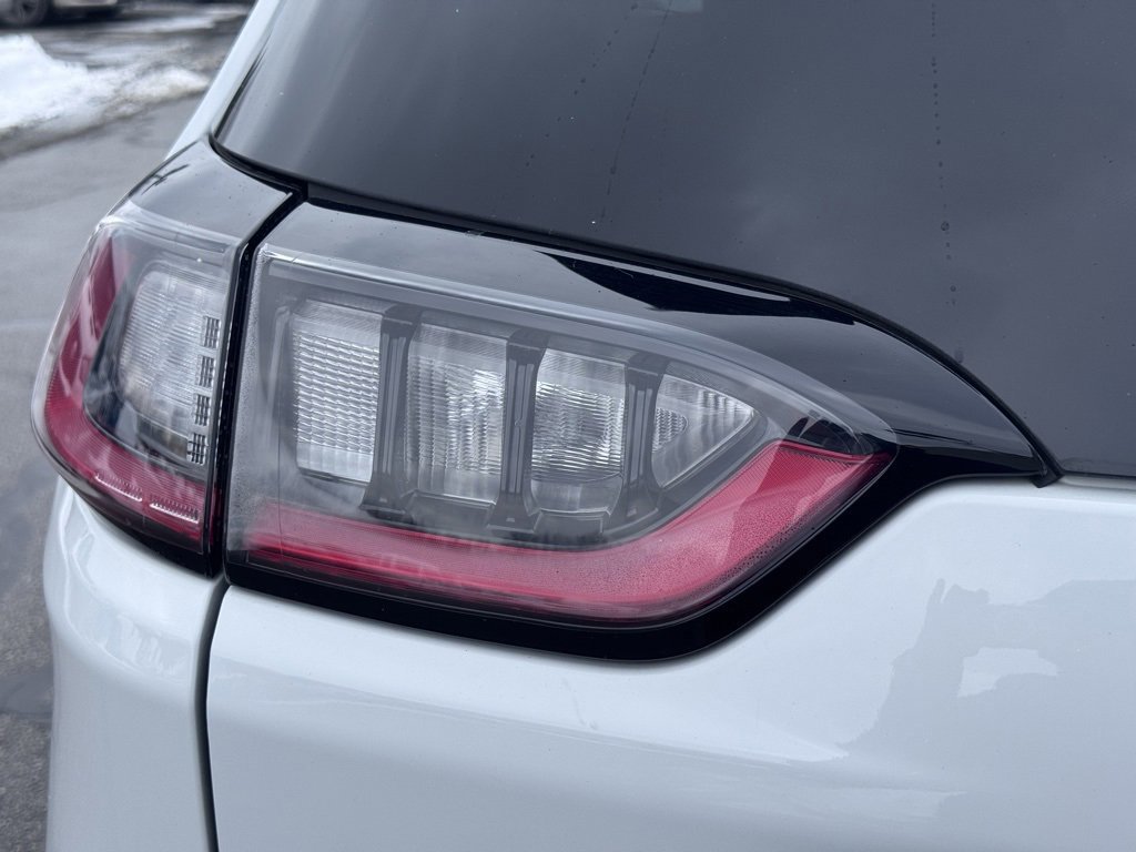 Used 2022 Jeep Cherokee Trailhawk w/ Sound & Nav Group image 12