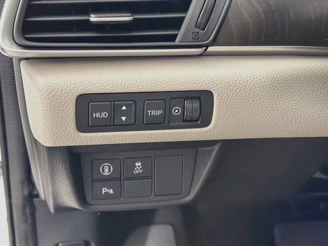 Used 2018 Honda Accord Touring image 12