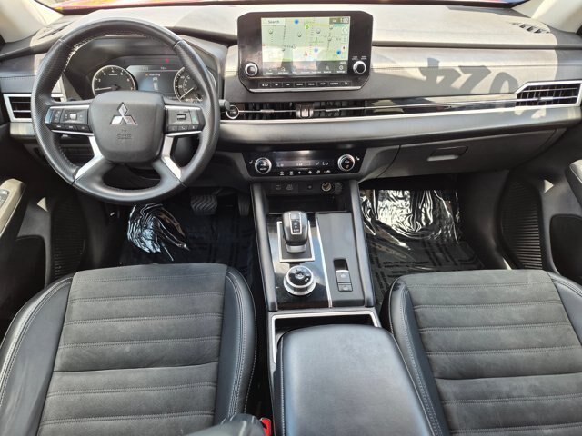 Used 2024 Mitsubishi Outlander SE FWD image 25