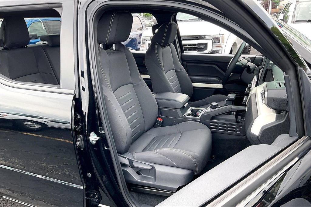 Used 2024 Toyota Tacoma TRD Off-Road AWD/4WD image 6