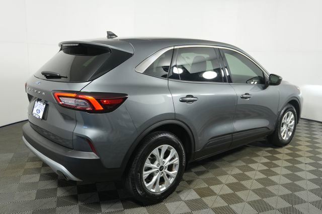 Certified 2024 Ford Escape Active w/ Cold Weather Package FWD image 3