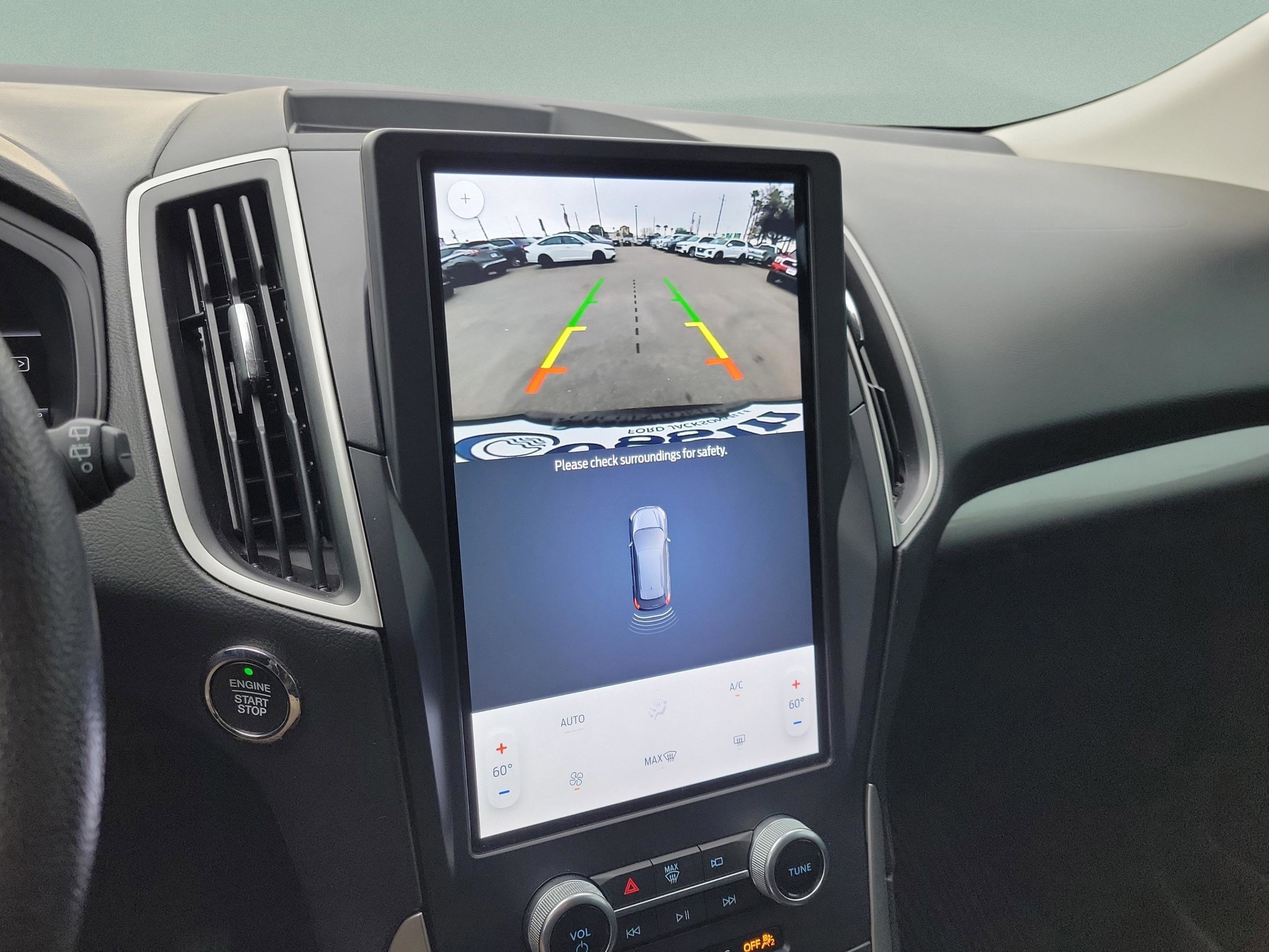 Certified 2022 Ford Edge SE w/ Black Appearance Package image 18