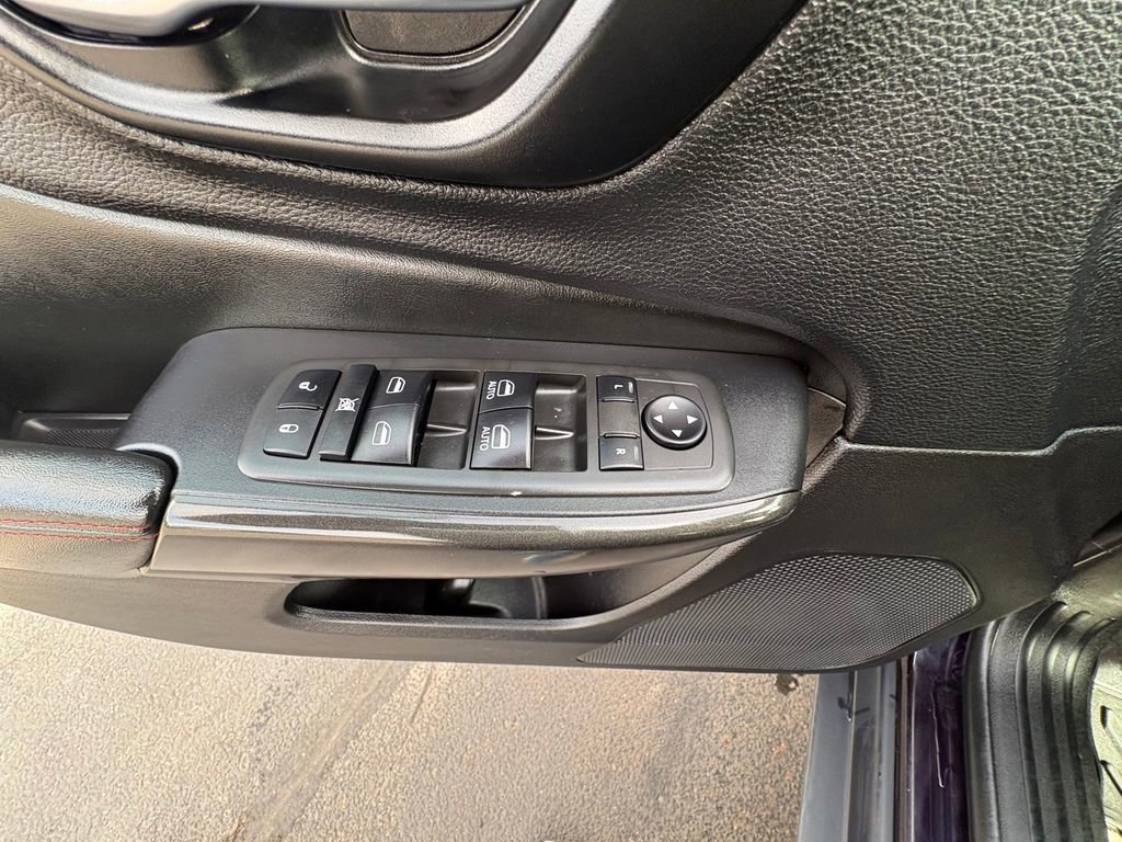 Used 2021 Jeep Cherokee Trailhawk w/ Trailer Tow Group image 21