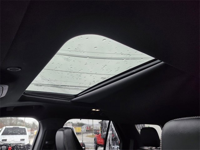 Certified 2020 Ford Explorer ST w/ ST Street Pack image 21