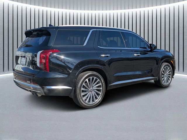 Used 2024 Hyundai Palisade Calligraphy image 4