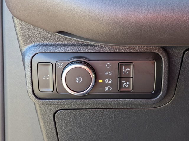 Certified 2025 Ford Explorer Platinum w/ Ultimate Package image 19