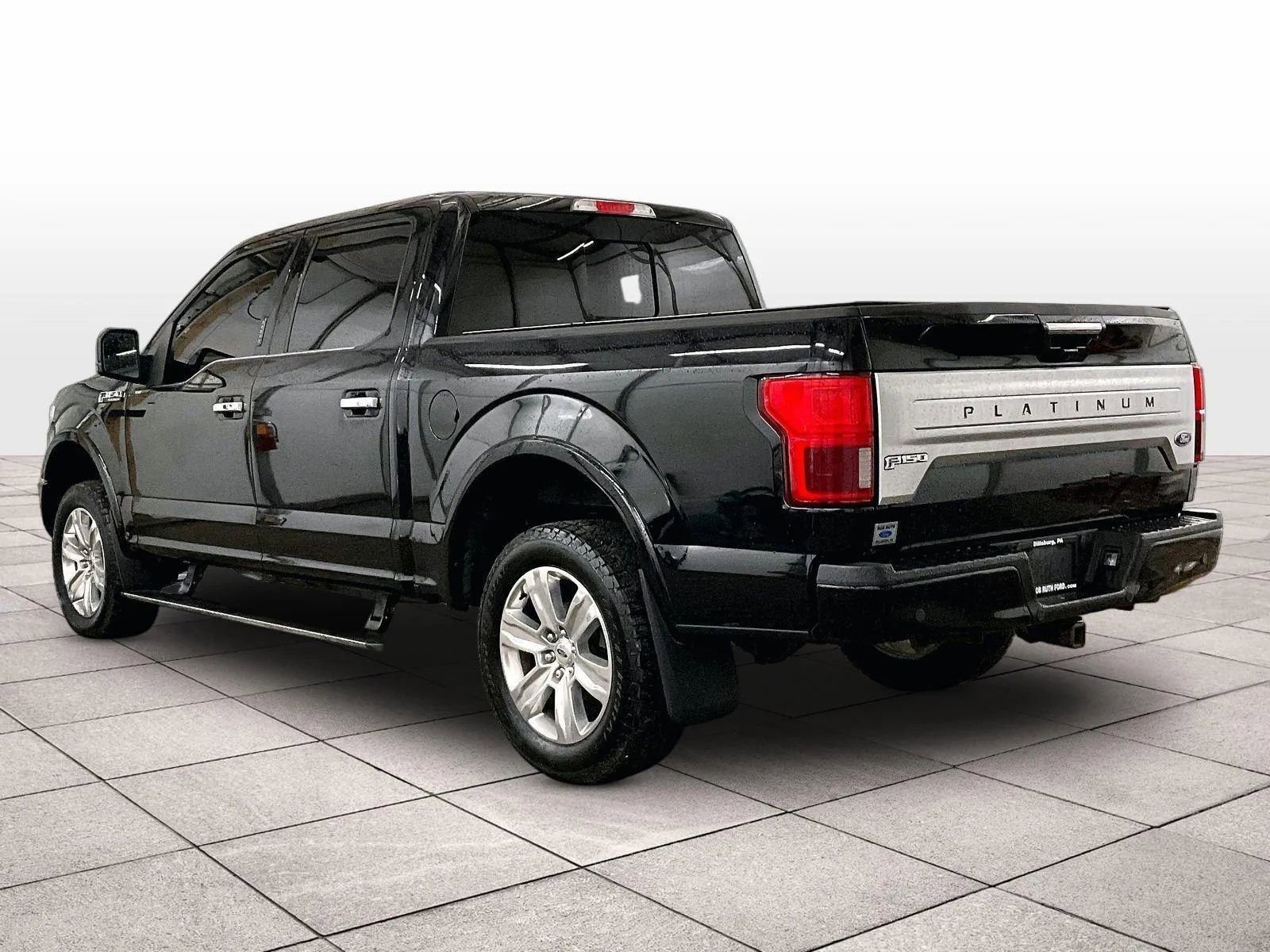 Certified 2019 Ford F150 Platinum w/ Equipment Group 701A Luxury image 10