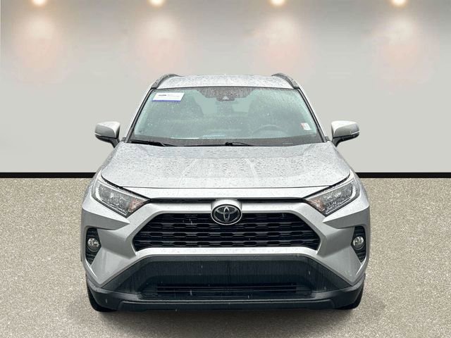 Used 2021 Toyota RAV4 XLE FWD image 2