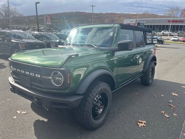 Certified 2022 Ford Bronco Black Diamond image 6