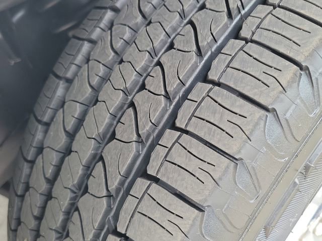 Certified 2018 Ford F150 XL w/ Equipment Group 101A Mid image 26