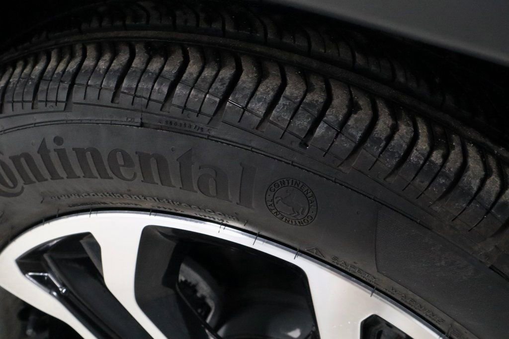 Used 2024 Jeep Compass Limited image 20