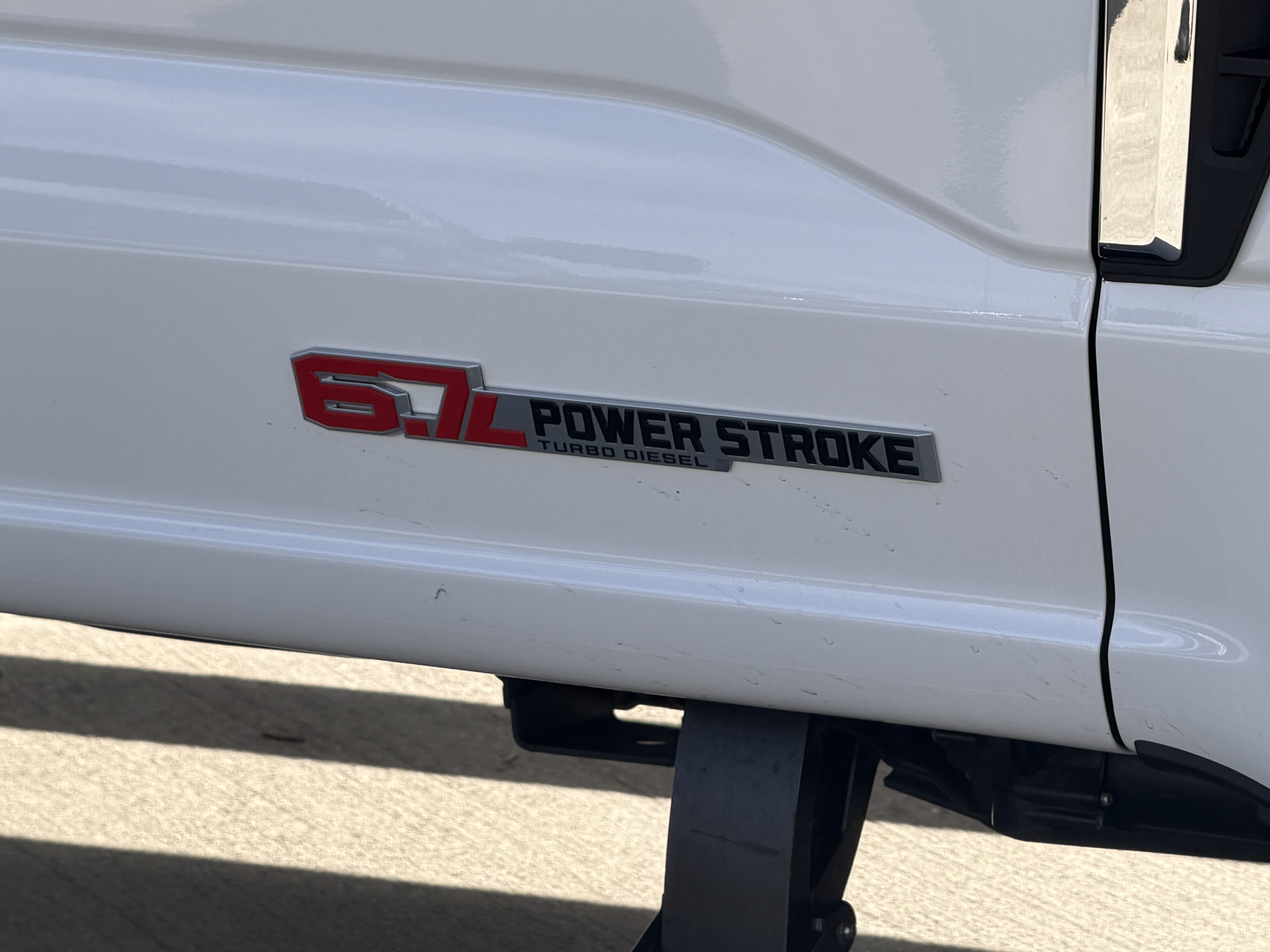 Certified 2024 Ford F250 Limited AWD/4WD image 4