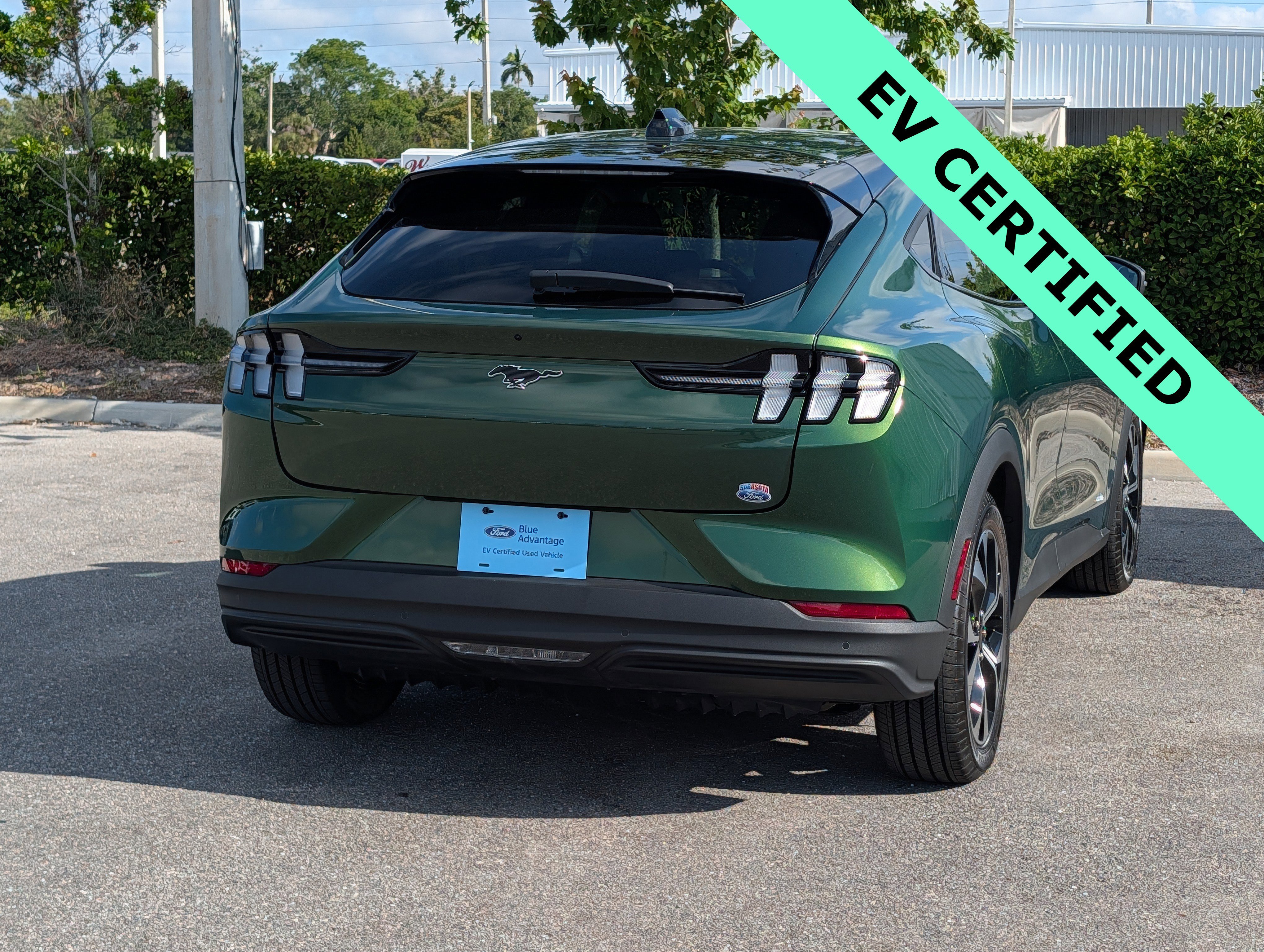 Certified 2025 Ford Mustang Mach-E Select RWD image 4