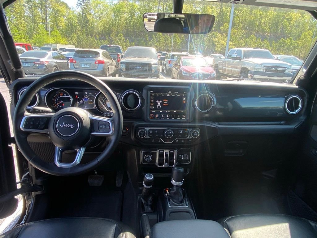 Used 2023 Jeep Wrangler Sahara AWD/4WD image 25