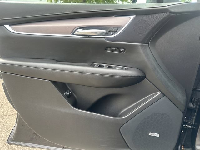 Used 2019 Cadillac XT5 Luxury w/ Advanced Security Package FWD image 22