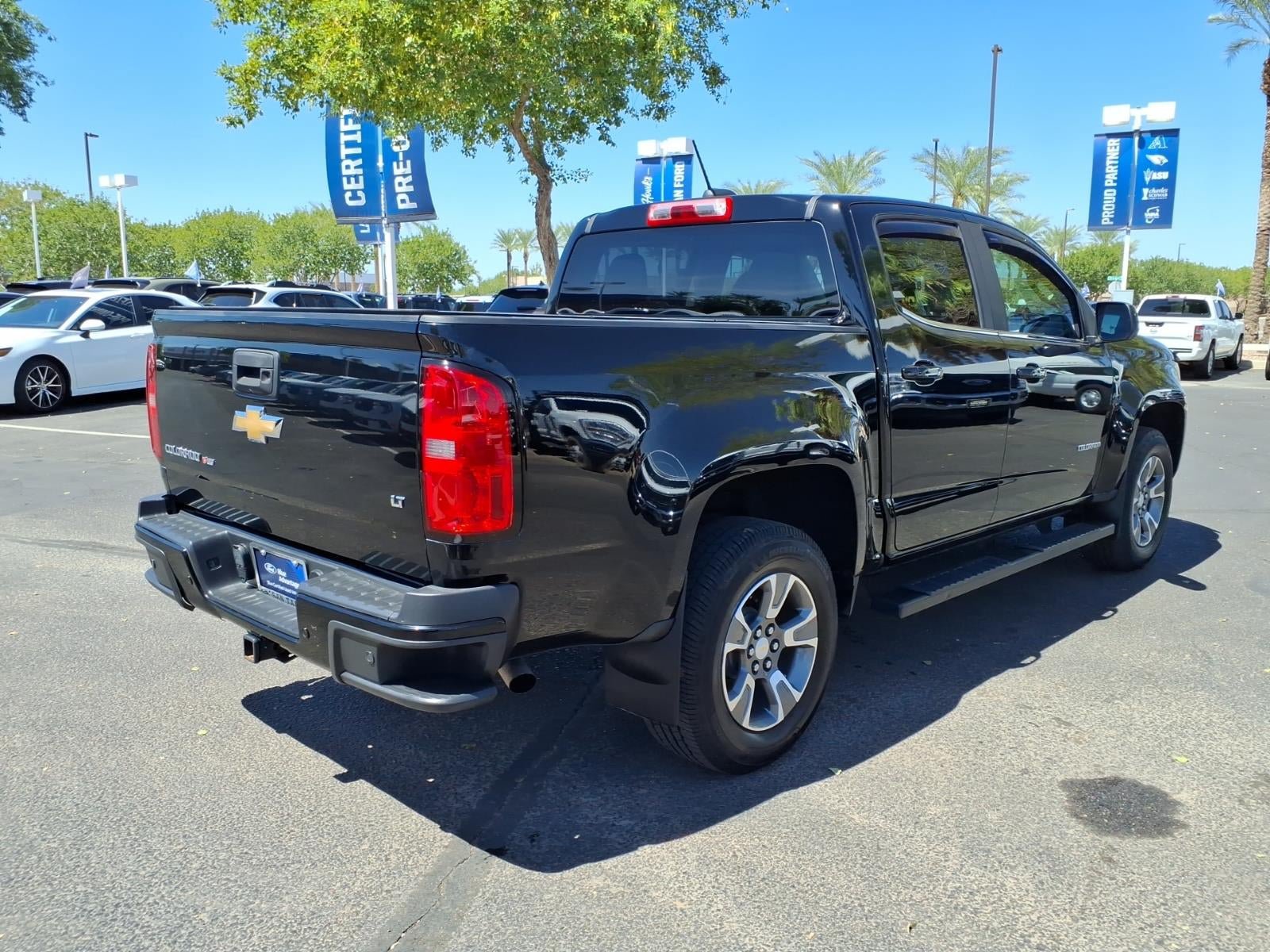 Used 2020 Chevrolet Colorado LT w/ Safety Package RWD image 4