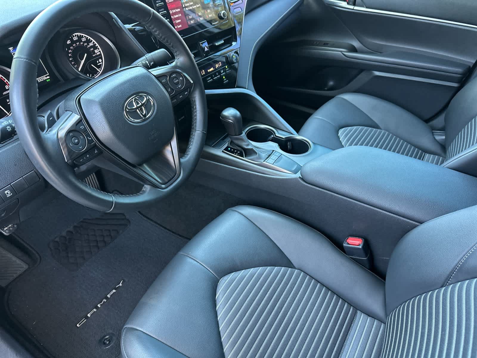 Used 2023 Toyota Camry SE w/ Convenience Package FWD image 11