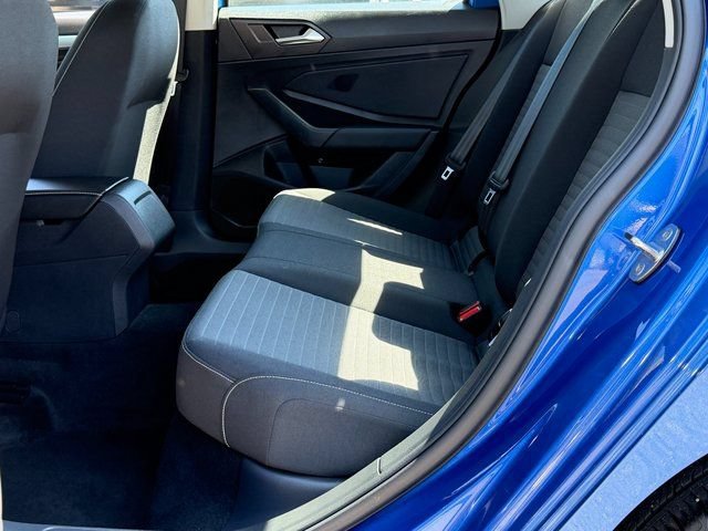 Used 2022 Volkswagen Jetta S FWD image 7