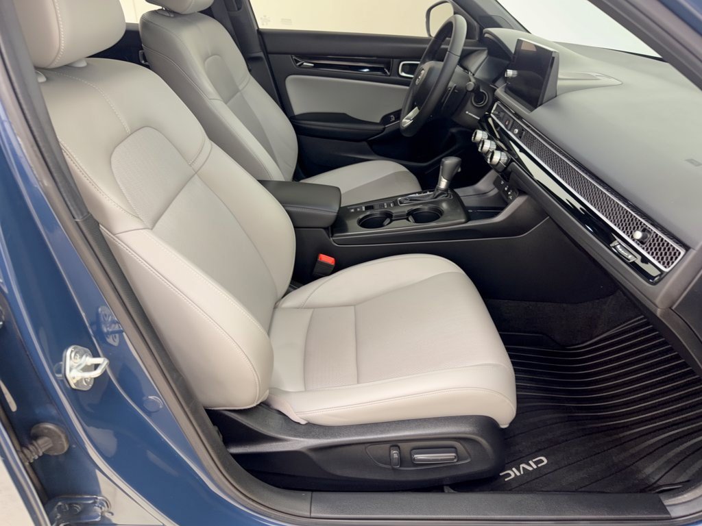Used 2025 Honda Civic Sport Touring image 30