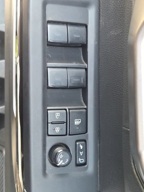 Used 2024 Toyota Tundra Limited AWD/4WD image 17