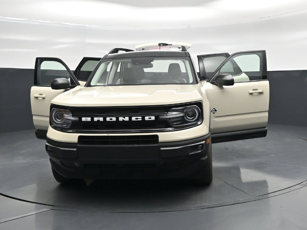 Certified 2024 Ford Bronco Sport Outer Banks AWD/4WD image 29