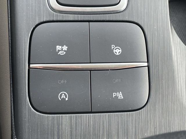 Certified 2020 Ford Escape Titanium image 26