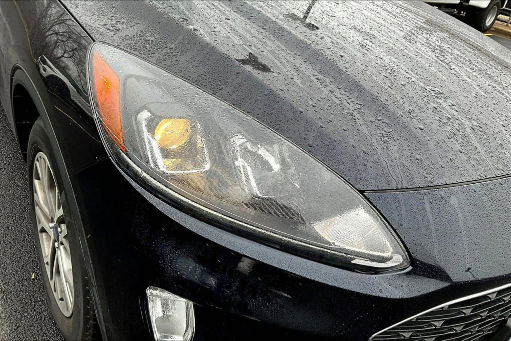 Certified 2021 Ford Escape SEL w/ Technology Package image 29