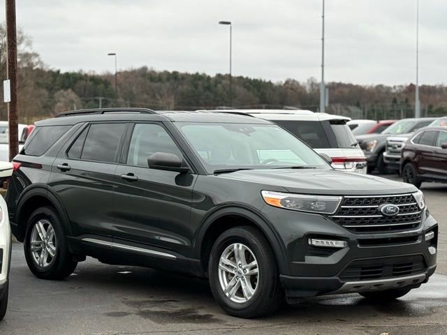 Certified 2023 Ford Explorer XLT w/ Equipment Group 202A image 39