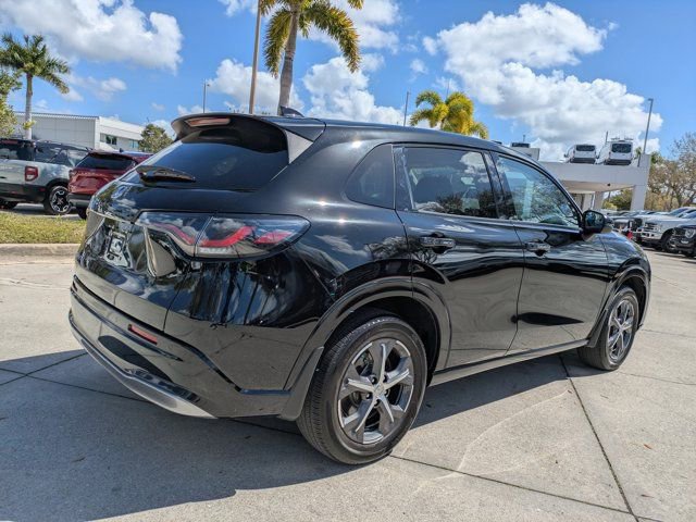 Used 2024 Honda HR-V EX-L image 4