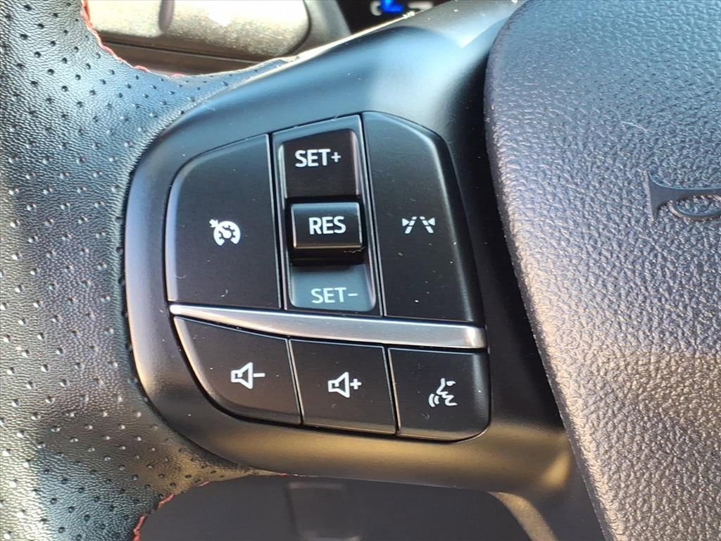 Certified 2025 Ford Escape ST-Line image 19