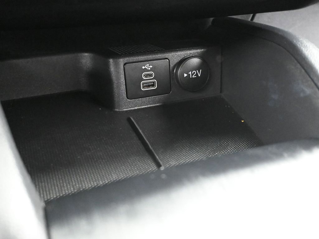 Certified 2025 Ford Escape ST-Line AWD/4WD image 26