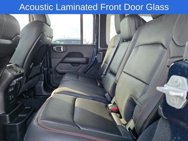 Used 2025 Jeep Wrangler Unlimited Rubicon image 19