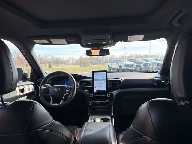 Certified 2023 Ford Explorer ST w/ Equipment Group 401A AWD/4WD image 18
