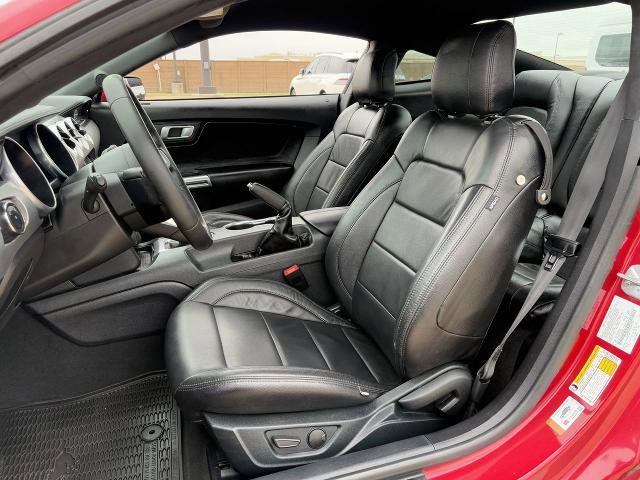 Certified 2022 Ford Mustang GT RWD image 26