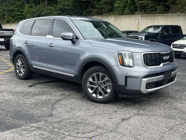 Used 2023 Kia Telluride LX