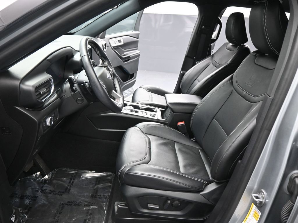 Certified 2022 Ford Explorer ST w/ Equipment Group 401A image 38