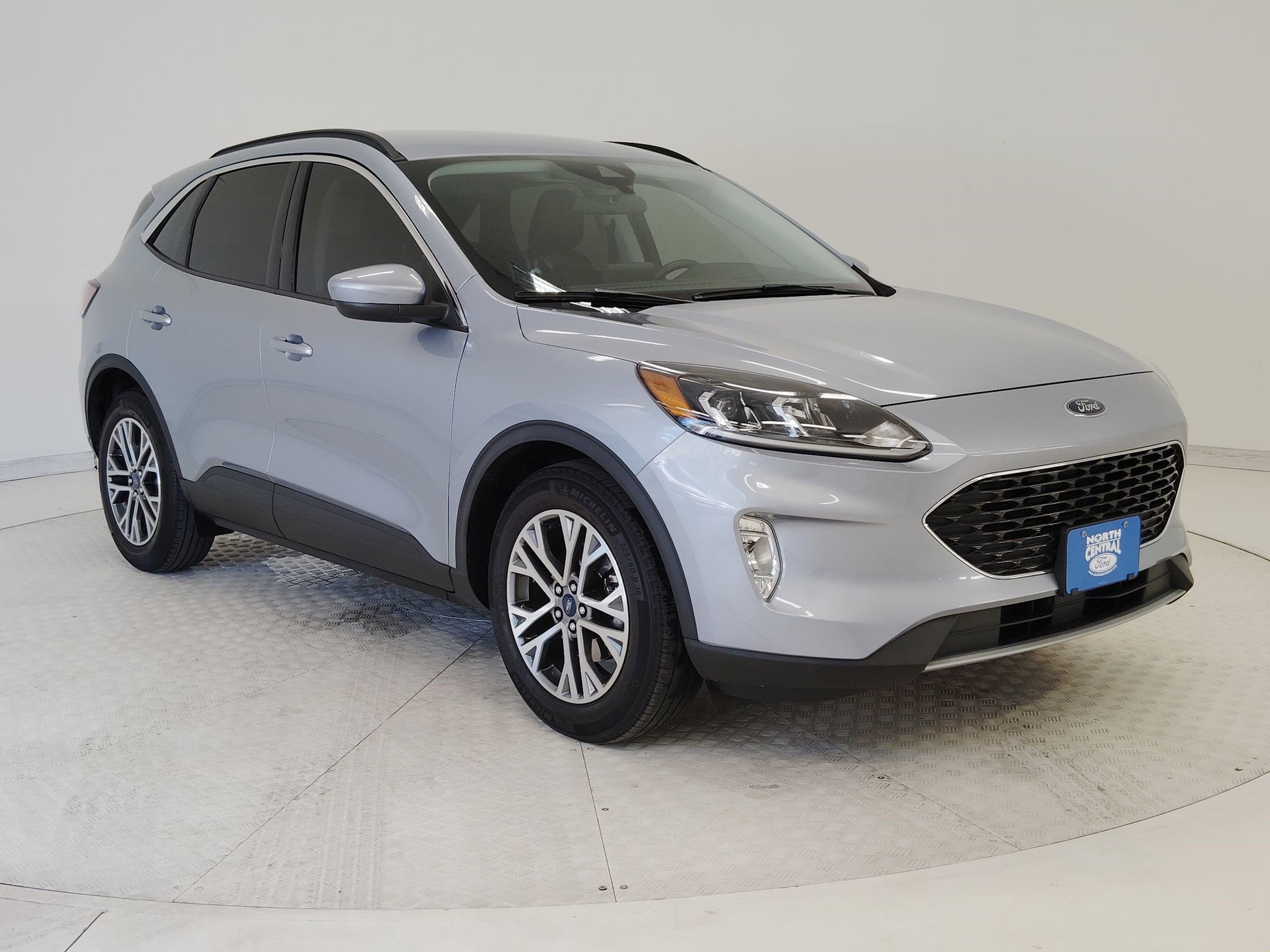 Certified 2022 Ford Escape SEL w/ Technology Package image 8