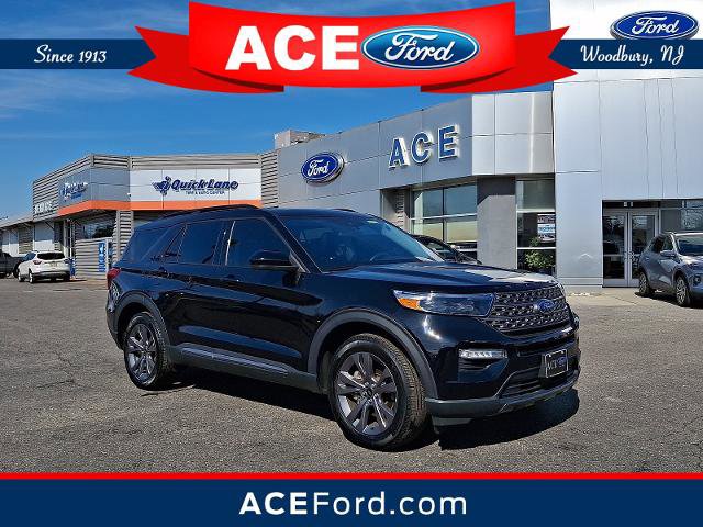 Certified 2023 Ford Explorer XLT w/ Equipment Group 202A