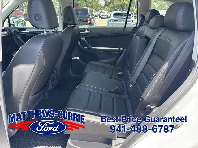 Used 2019 Volkswagen Tiguan SEL Premium AWD/4WD image 12