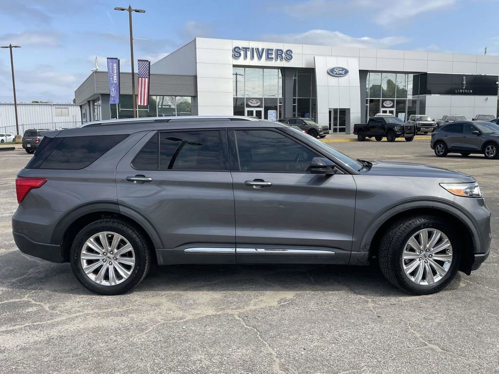 Certified 2021 Ford Explorer Limited w/ Equipment Group 301A image 6