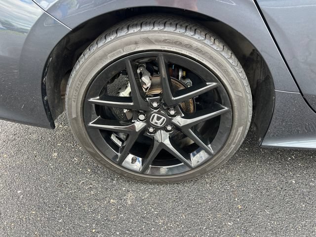 Used 2025 Honda Civic Sport image 10
