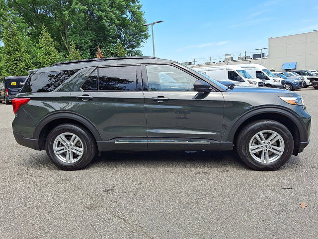 Certified 2022 Ford Explorer XLT w/ Equipment Group 202A AWD/4WD image 26