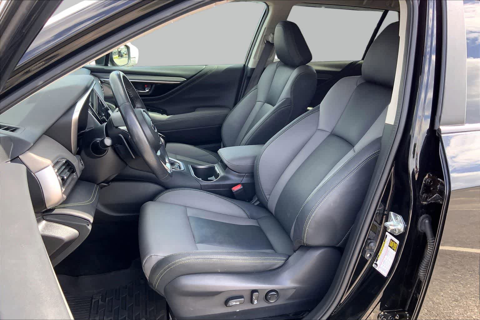 Used 2023 Subaru Outback Onyx Edition AWD/4WD image 8