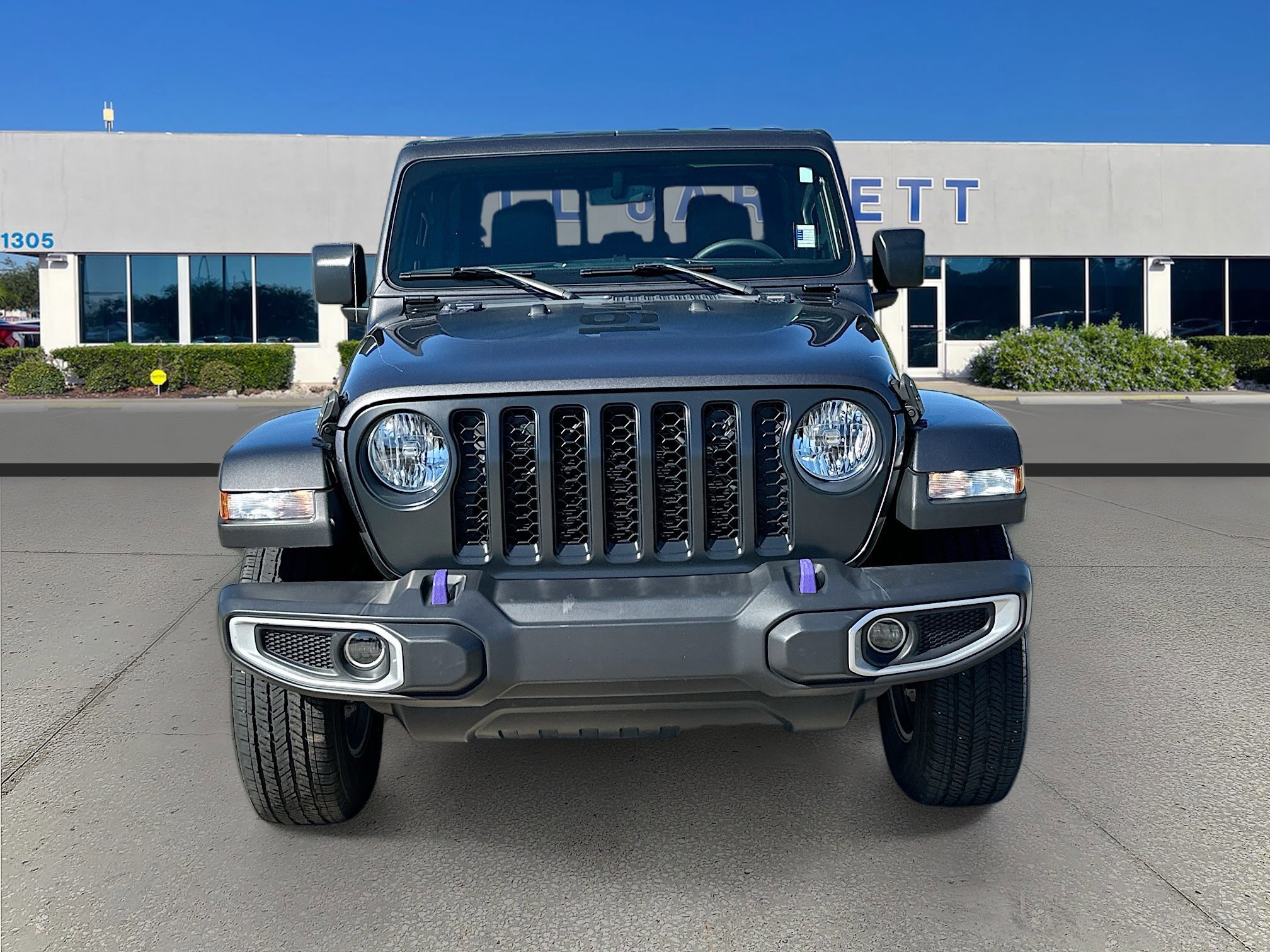 Used 2023 Jeep Gladiator Overland w/ Popular Equipment Package image 8
