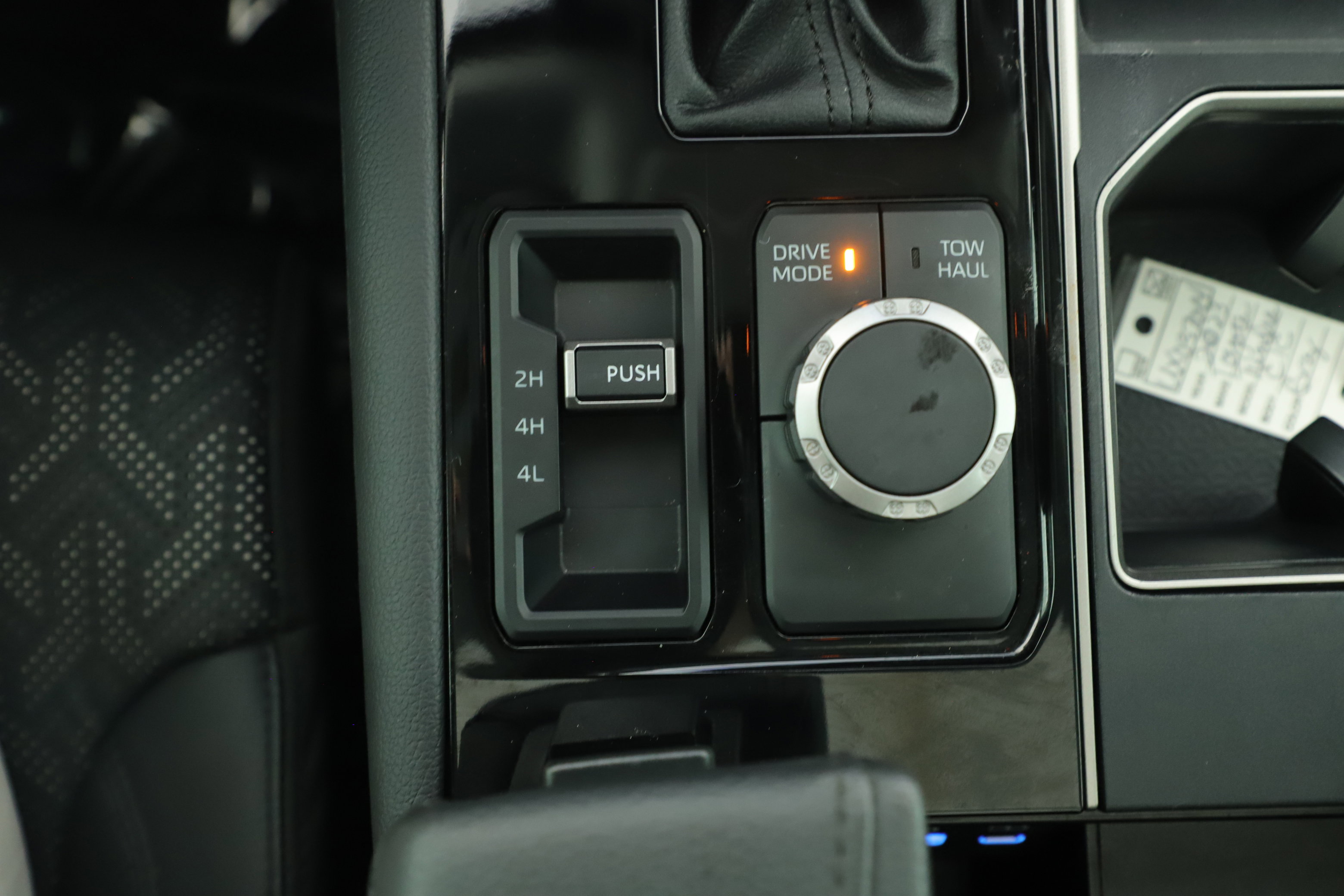 Used 2023 Toyota Tundra Limited image 6