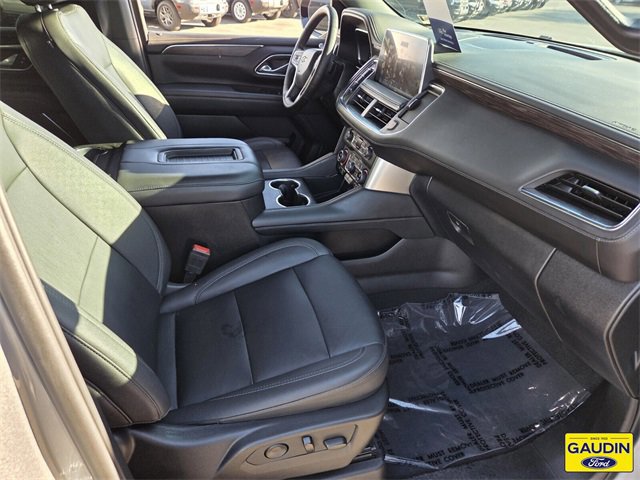 Used 2023 Chevrolet Tahoe LT w/ Luxury Package image 16