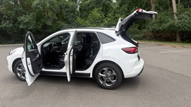Certified 2023 Ford Escape ST-Line w/ Tech Pack #1 AWD/4WD image 19
