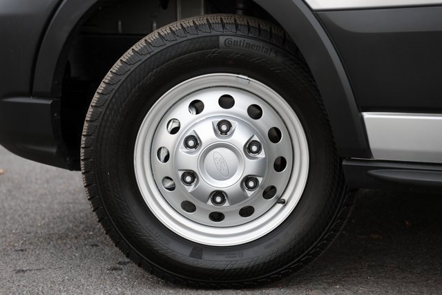 Certified 2025 Ford Transit 350 XL image 32